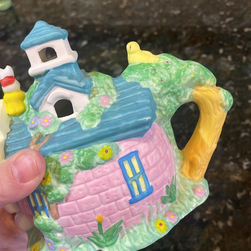 Easter ceramic Tea Pot!! - Picture 6 of 6